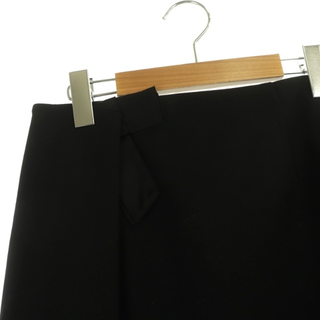 FOXEY(フォクシー)のフォクシー 37138 ピーカブー スカート 膝丈 台形 リボン 38 黒 レディースのスカート(ひざ丈スカート)の商品写真