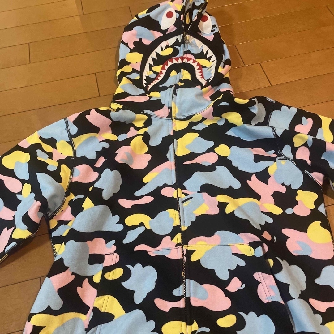 A BATHING APE - APEパーカーの通販 by きーさん's shop｜アベイシング ...