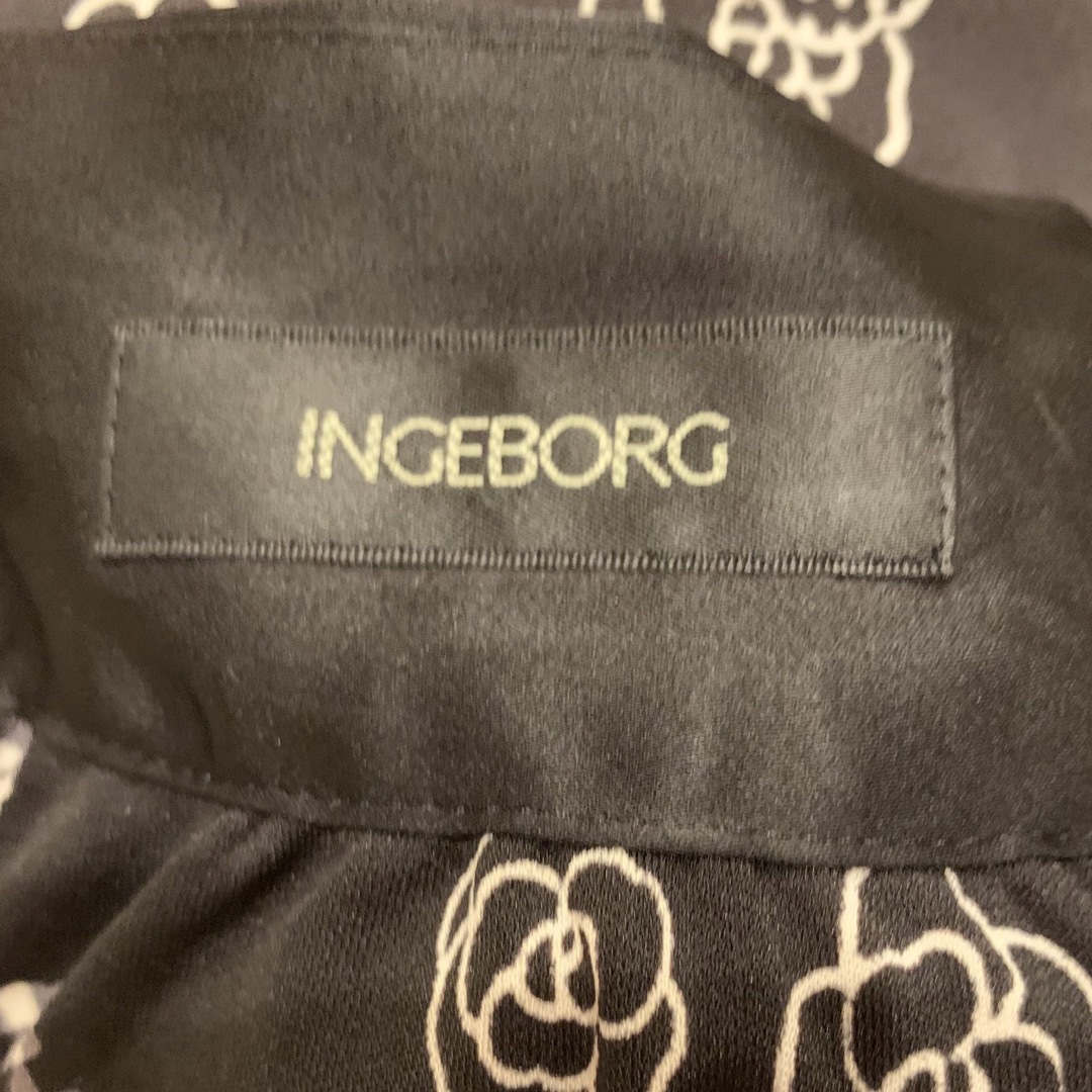 INGEBORG  パフスリーブ　ワンピース 4