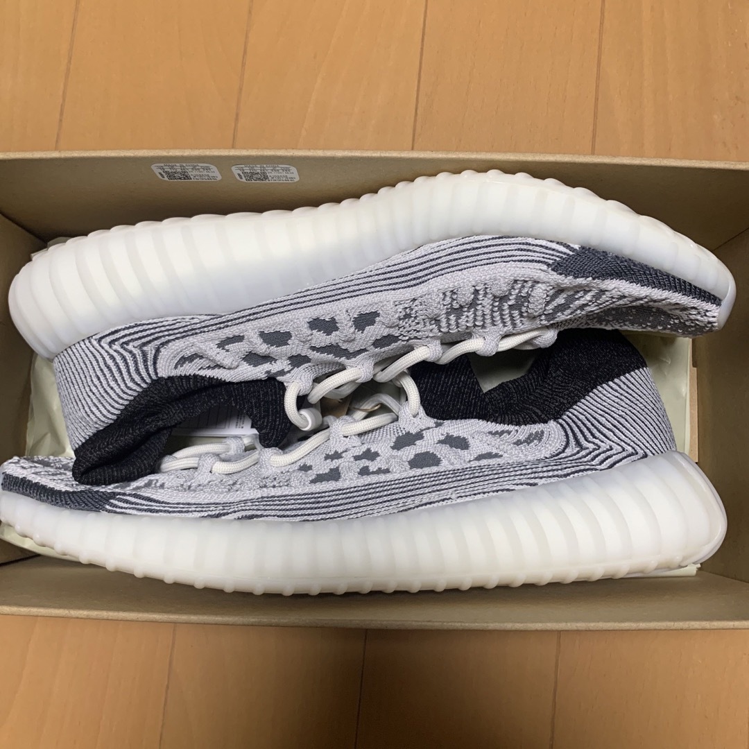 YEEZY（adidas） - adidas Yeezy boost 350 v2 cmpct 30cmの通販 by ...