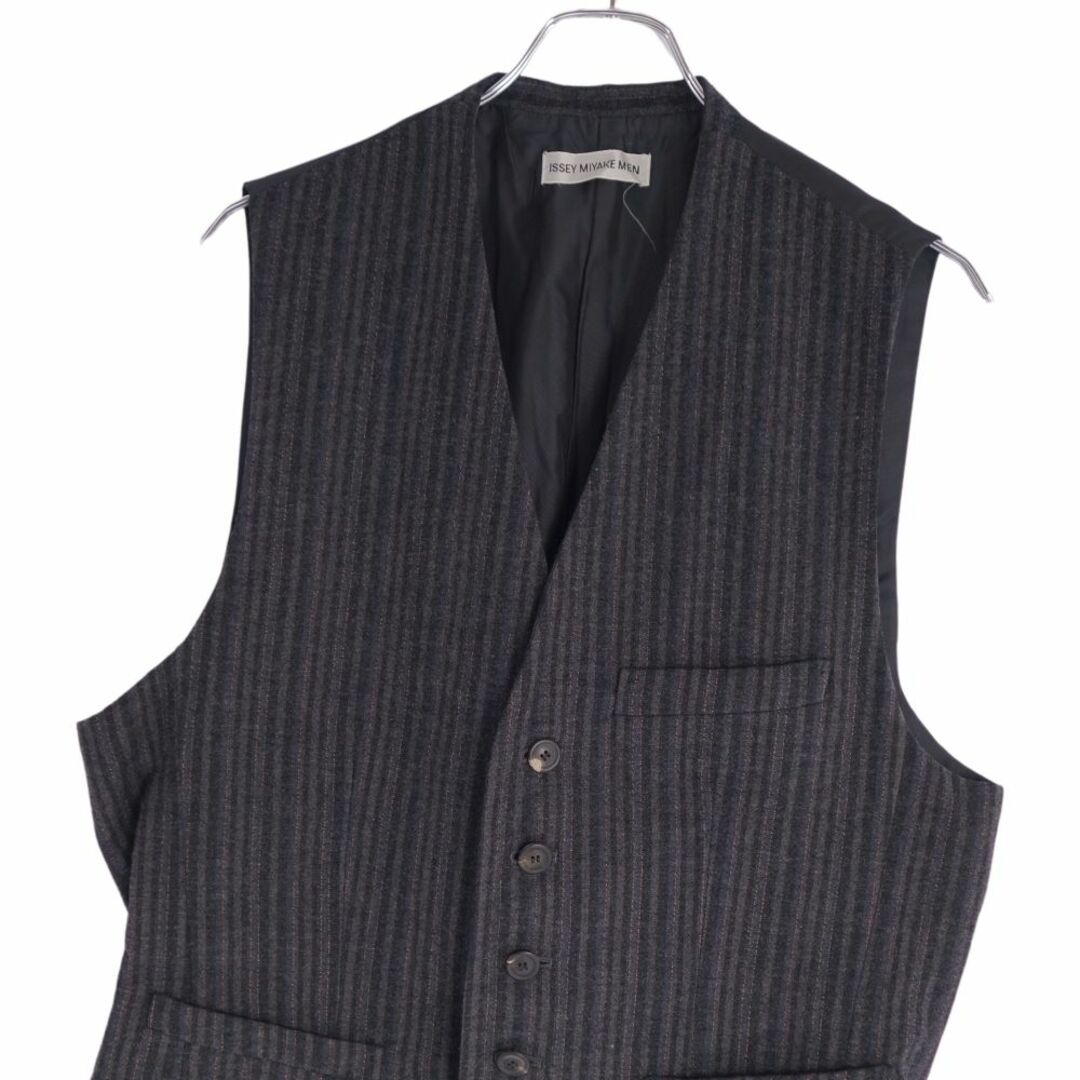 ISSEY MIYAKE - 美品 イッセイミヤケ ISSEY MIYAKE MEN ベスト ISSEY MIYAKE - 美品 イッセイミヤケ ISSEY MIYAKE MEN ベスト