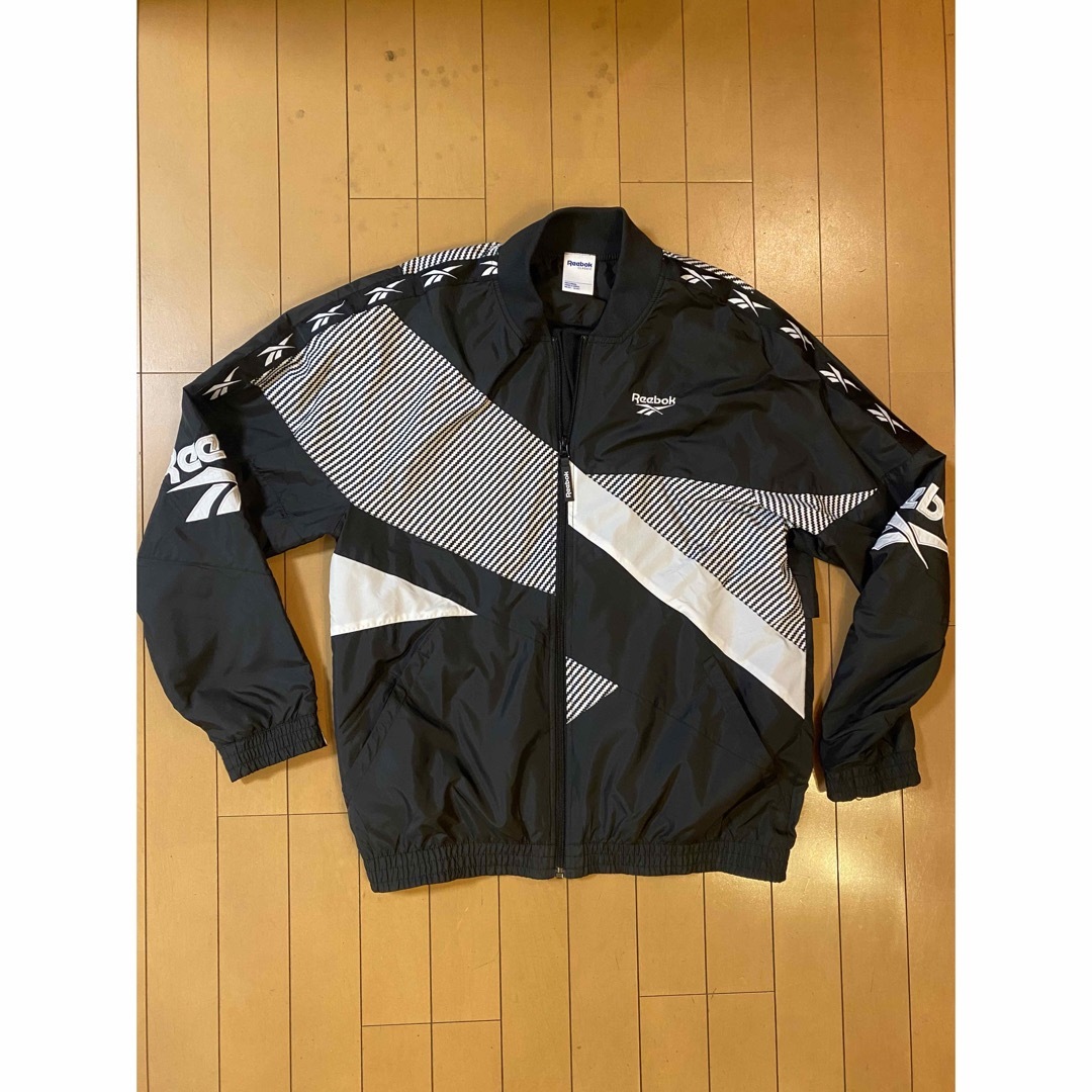 THE NORTH FACE(ザノースフェイス)の定価14300円ReebokナイロンブルゾンMリーボック90年代風ジャケット メンズのトップス(ジャージ)の商品写真