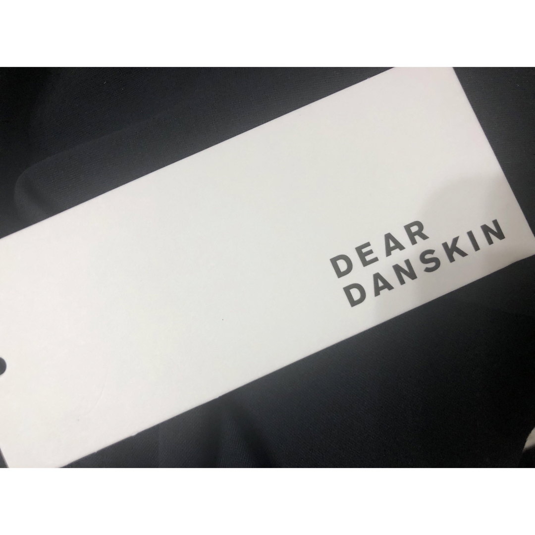 新品未使用タグ付　DEAR DANSKIN サイドドレープトップ　サイズL