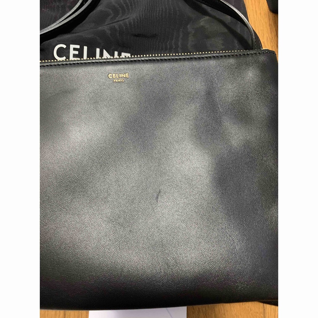 CELINE トリオラージ　ブラック