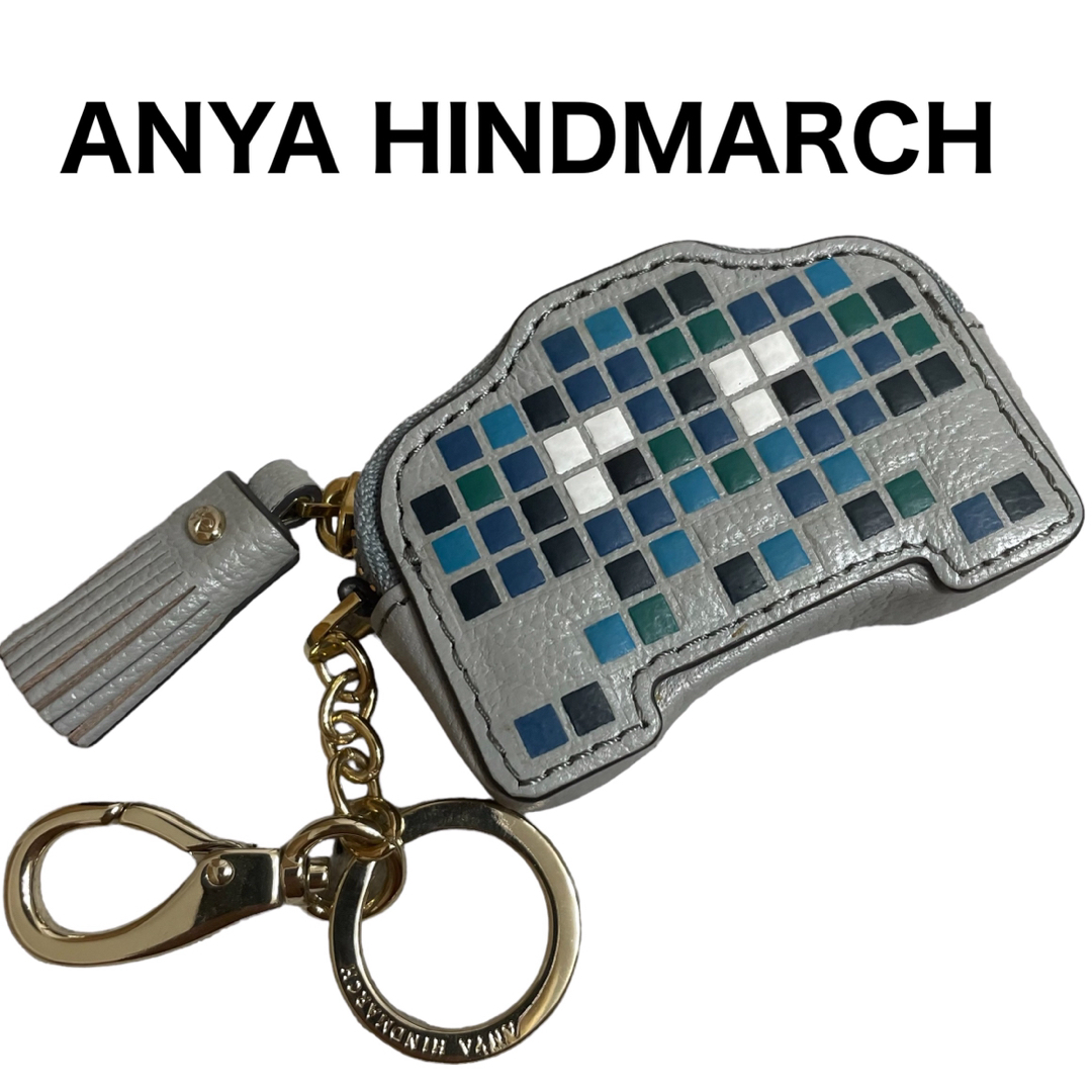 美品　ANYA HINDMARCH インベーダー　小物入れ　タッセル　チャーム