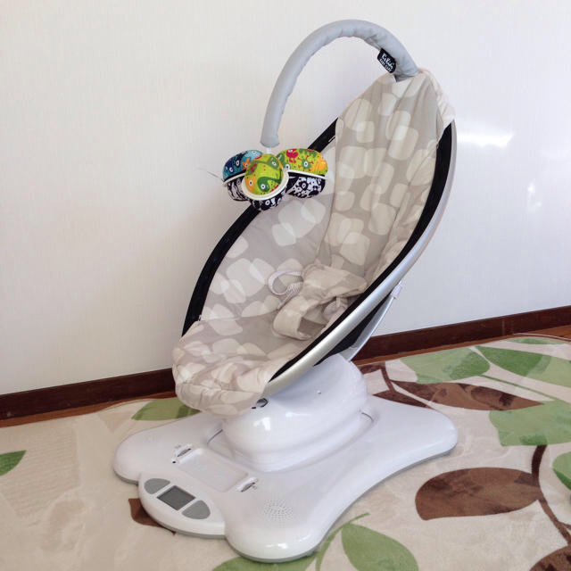 楽天市場】バウンサー 新生児 電動 ベビーバウンサー 4moms