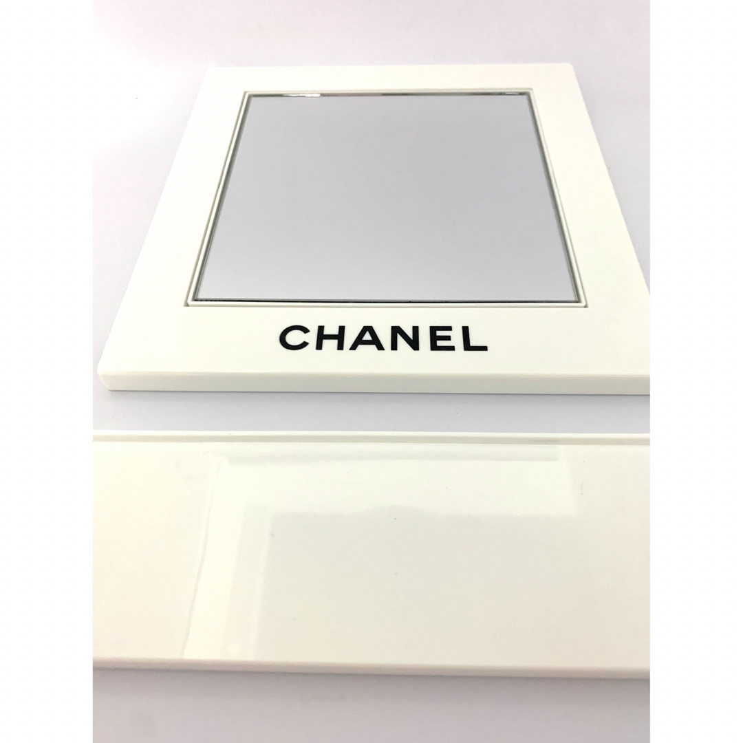 CHANEL シャネルノベルティ 希少 シャネルスタンドミラー、ホワイト ...