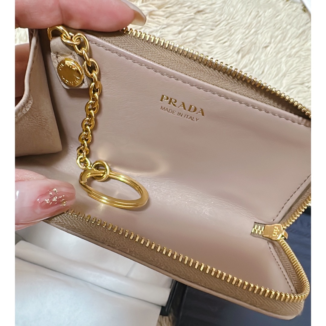 PRADA - 【新品未使用品】PRADAチャック付キーケース の通販 by ちあ's