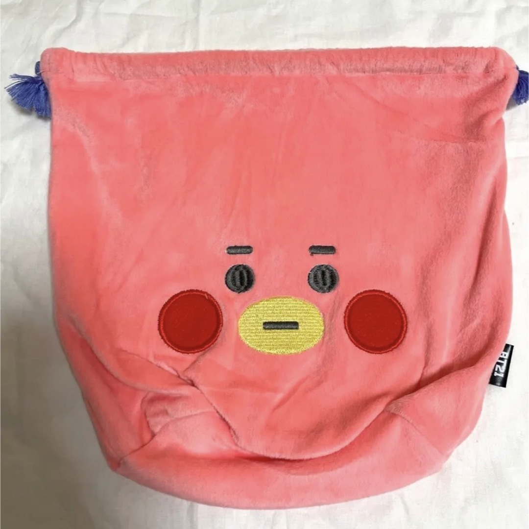 BT21(ビーティーイシビル)のBT21  パジャマ　ルームウェア　巾着付き　TATA  テテ　V  Mサイズ エンタメ/ホビーのタレントグッズ(アイドルグッズ)の商品写真