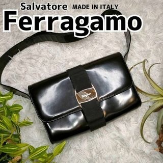 【Salvatore Ferragamo】サルヴァトーレフェラガモ チェーンショルダー ヴァラ 22-3054 カーフ 黒 レディース ショルダーバッグ