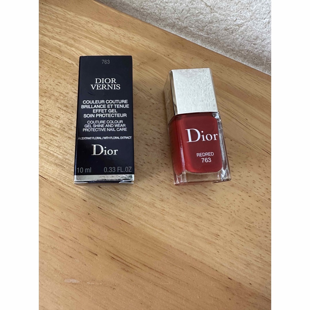 Christian Dior(クリスチャンディオール)の【新品未使用】ディオール ヴェルニ 763 レッドレッド　限定色 コスメ/美容のネイル(マニキュア)の商品写真