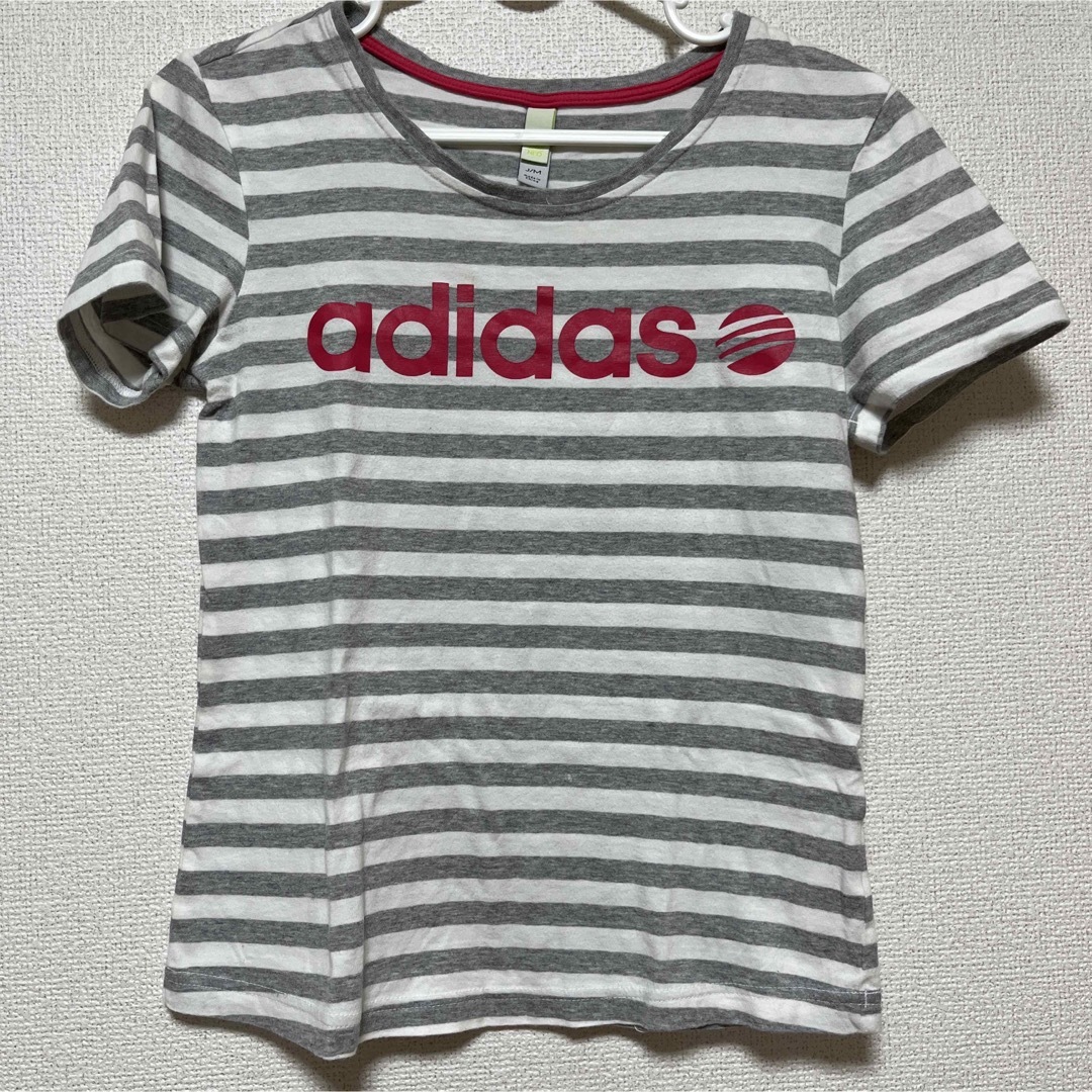 adidas(アディダス)のアディダス  Tシャツ　半袖 レディースのトップス(Tシャツ(半袖/袖なし))の商品写真