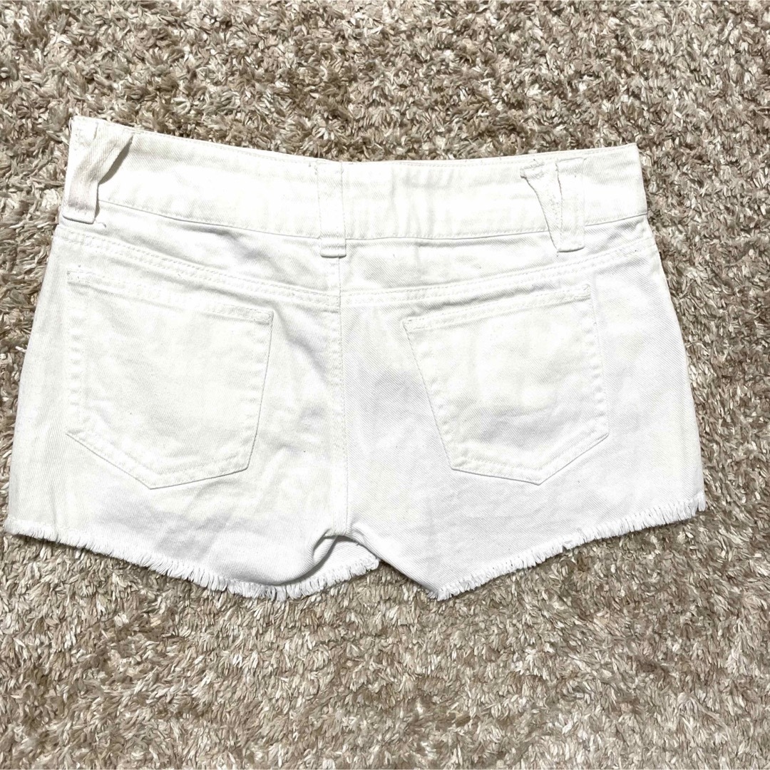 ホワイト ショートパンツ メンズのパンツ(ショートパンツ)の商品写真