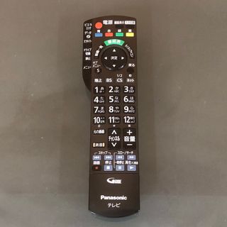 パナソニック(Panasonic)のパナソニック　テレビリモコン　N2QAYB000588(その他)