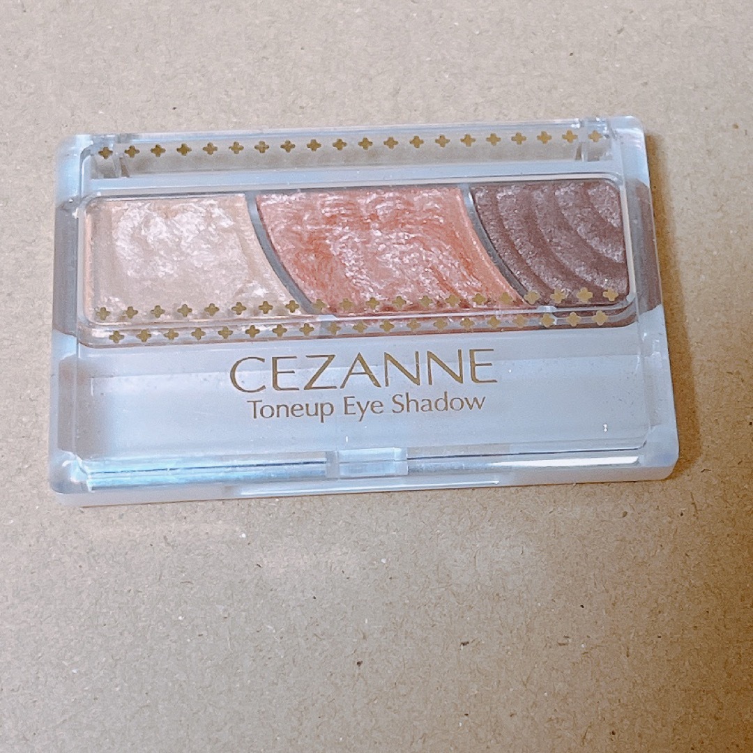 CEZANNE（セザンヌ化粧品）(セザンヌケショウヒン)のセザンヌ トーンアップアイシャドウ08 コスメ/美容のベースメイク/化粧品(アイシャドウ)の商品写真