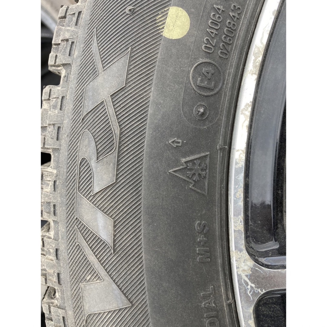 BRIDGESTONE 215/55R17 20年製　スタッドレスタイヤホイール