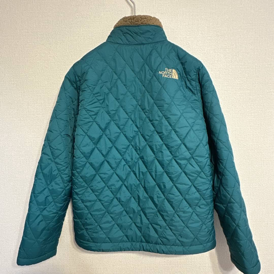 THE NORTH FACE(ザノースフェイス)のノースフェイス リバーシブル 140  ボア　キッズ　ジャケット アウター  キッズ/ベビー/マタニティのキッズ服男の子用(90cm~)(ジャケット/上着)の商品写真