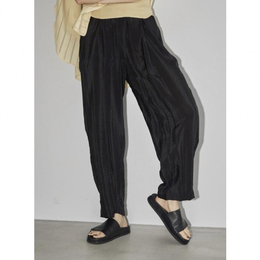 カジュアルパンツTODAYFUL Satin Easy Pants