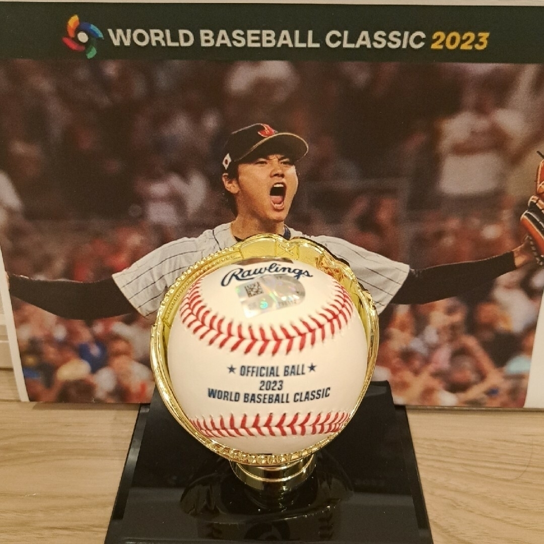 MLB(メジャーリーグベースボール)のWBC優勝記念☆大谷翔平選手直筆サイン入りボール スポーツ/アウトドアの野球(記念品/関連グッズ)の商品写真