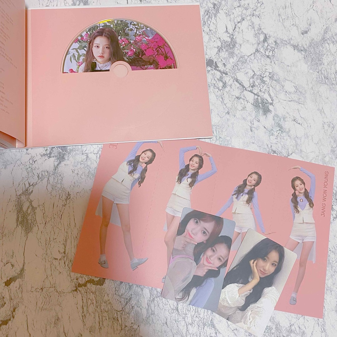 バラ売り不可! IZ*ONE アルバムまとめ売り(特典あり!※画像と説明文参照)