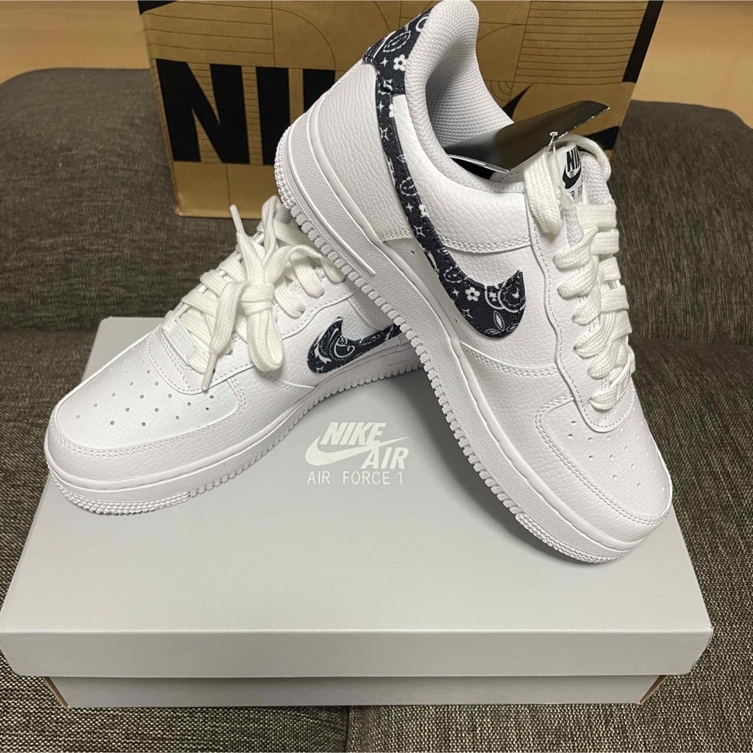 AIR FORCE 1 07 LX エアフォース1 パンダ　ホワイト　ブラック