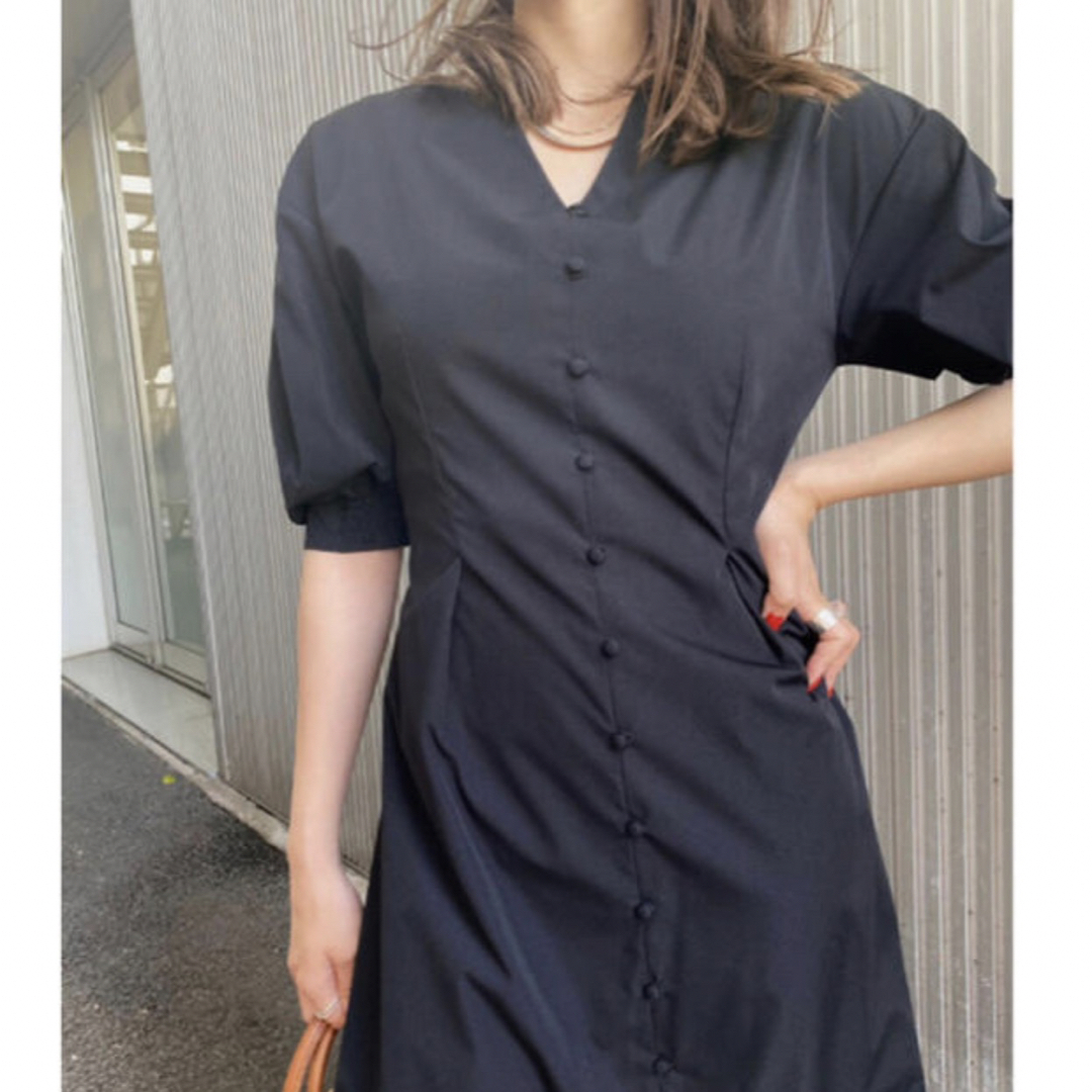 LANTERN SLEEVE TUCK DRESS