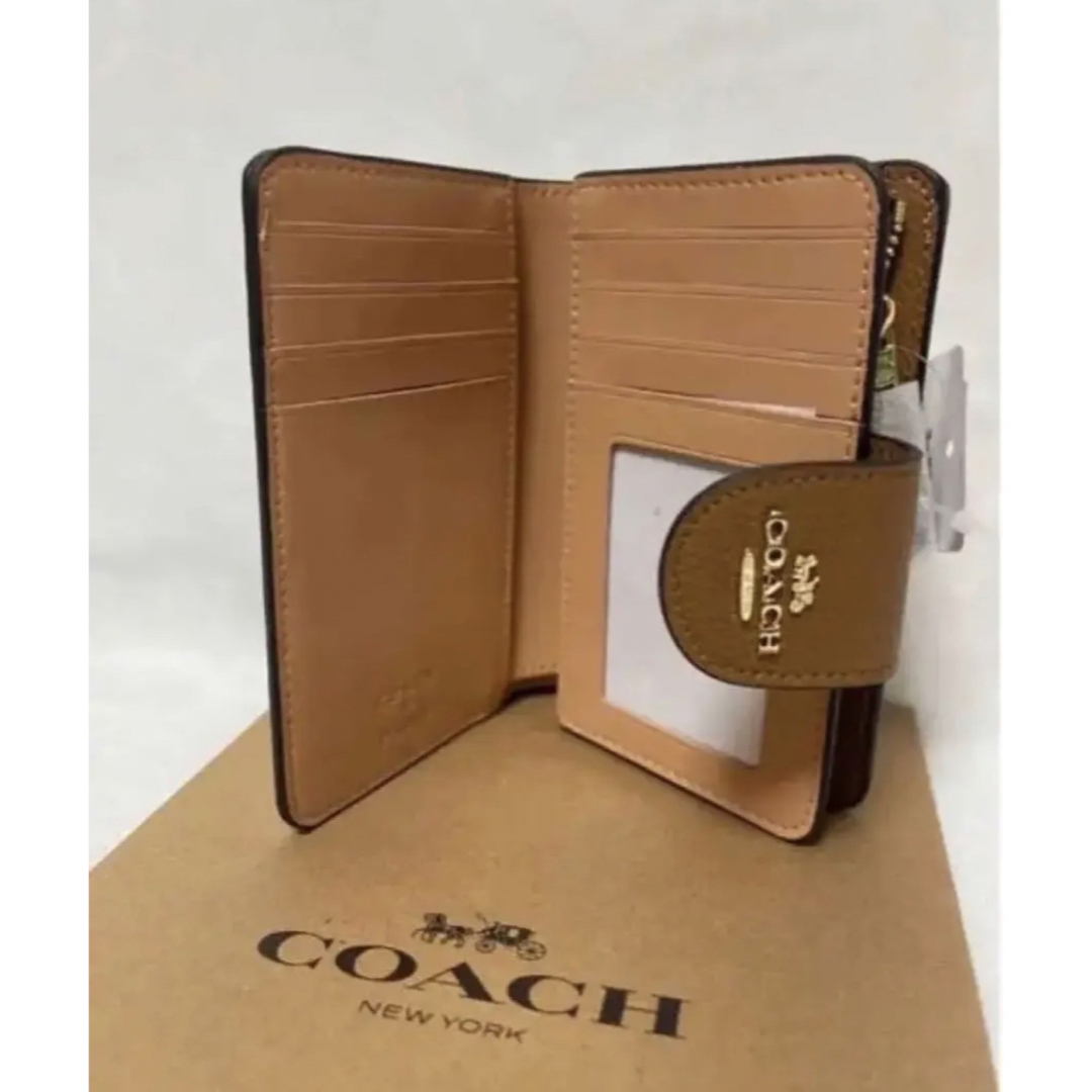 新品スヌーピー 二つ折り財布COACH ホワイトミディアム  ジップ ウォレット