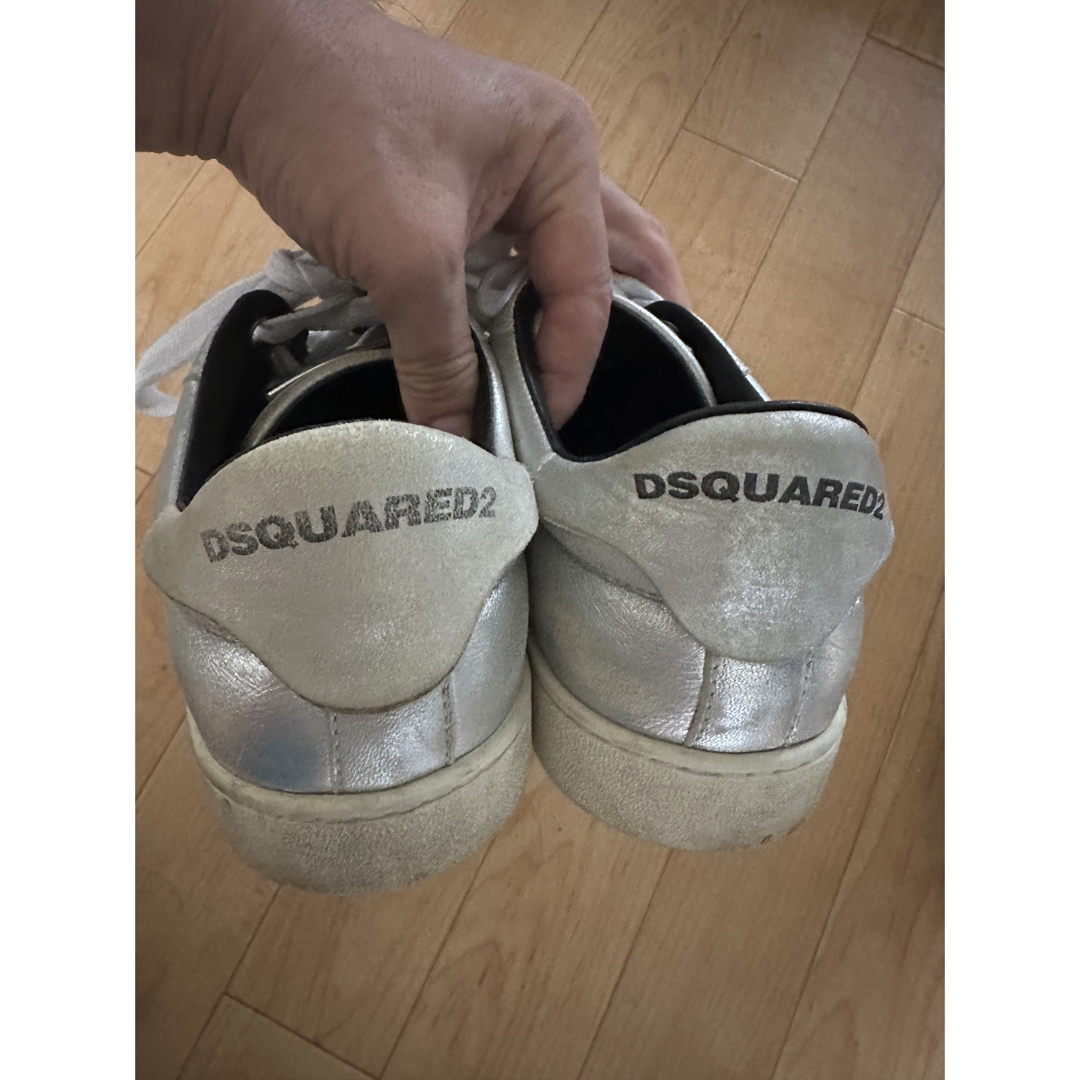 DSQUARED2(ディースクエアード)のDSQUARED2スニーカーヴィンテージ仕様サイズ40 メンズの靴/シューズ(スニーカー)の商品写真