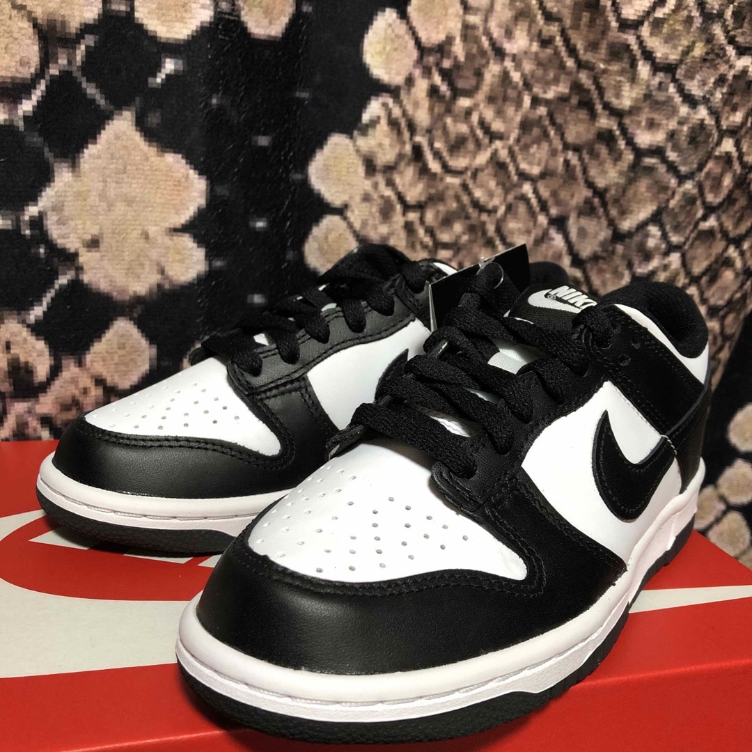 ラスト1点‼️NIKE DUNK LOW ✨パンダ✨(GS)23cm-