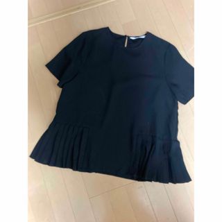 ザラ(ZARA)のZARA フリルトップス　Ｌサイズ(Tシャツ(半袖/袖なし))