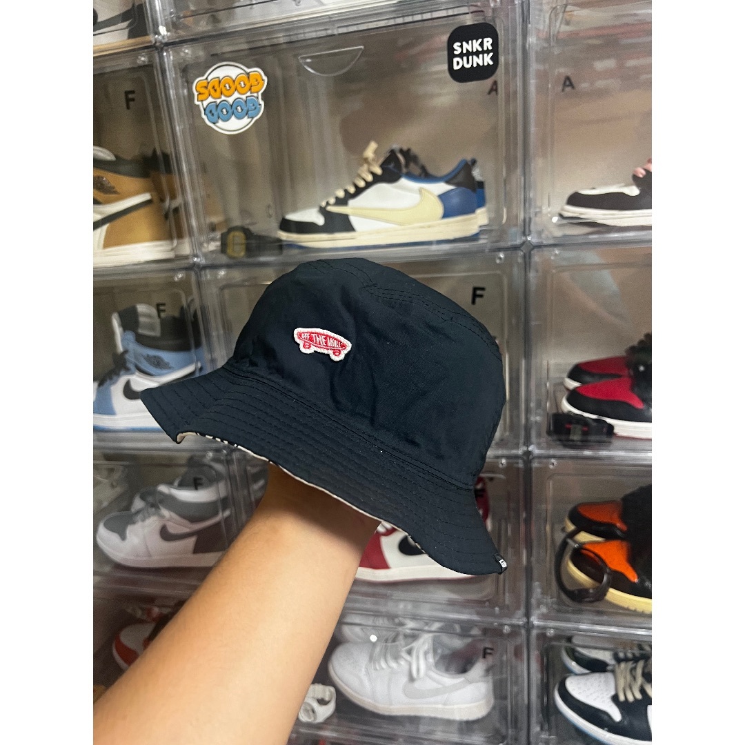 EVANS(エヴァンス)のVans bucket hat  メンズの帽子(ハット)の商品写真