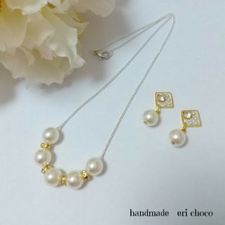 ホワイトパールのゴージャスネックレス&ビジューピアス(イヤリング)セット(ネックレス)