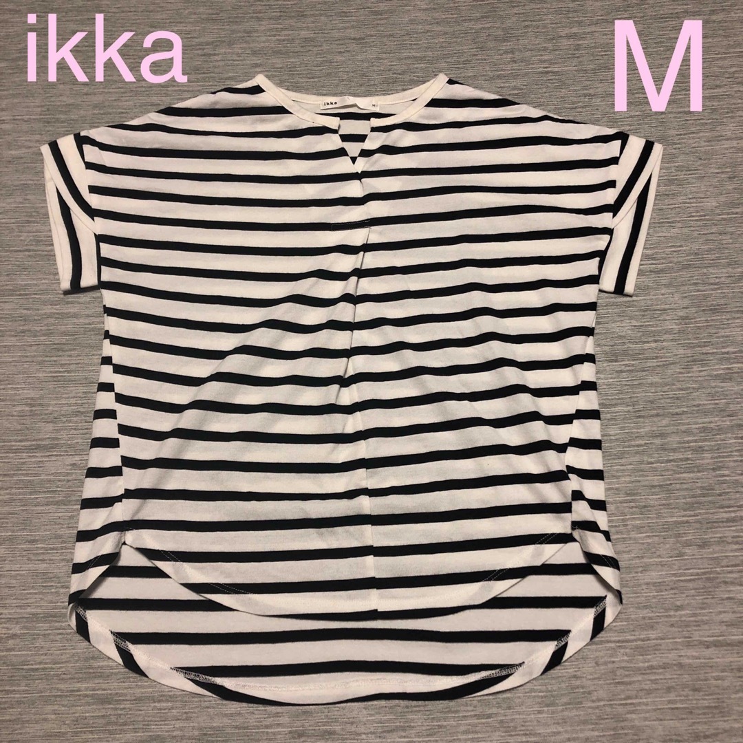 ikka(イッカ)のIkka 黒×白ボーダー半袖トップス　M レディースのトップス(Tシャツ(半袖/袖なし))の商品写真