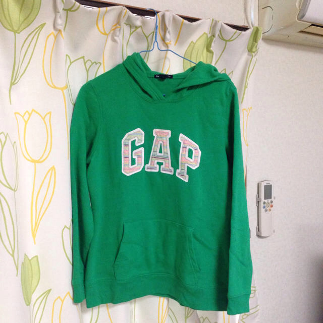 GAP(ギャップ)のGAPパーカー レディースのトップス(パーカー)の商品写真