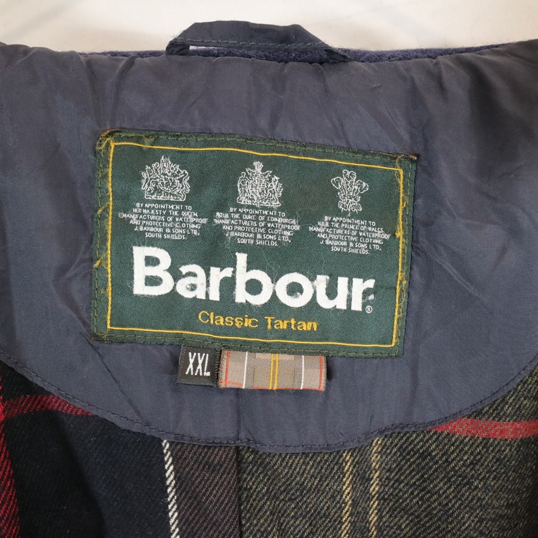Barbour(バーブァー)のイングランド製 Barbour バブアー Classic Tartan ジャケット 防寒  防水  ヨーロッパ古着 ネイビー (メンズ XXL) 中古 古着 N6779 メンズのジャケット/アウター(その他)の商品写真