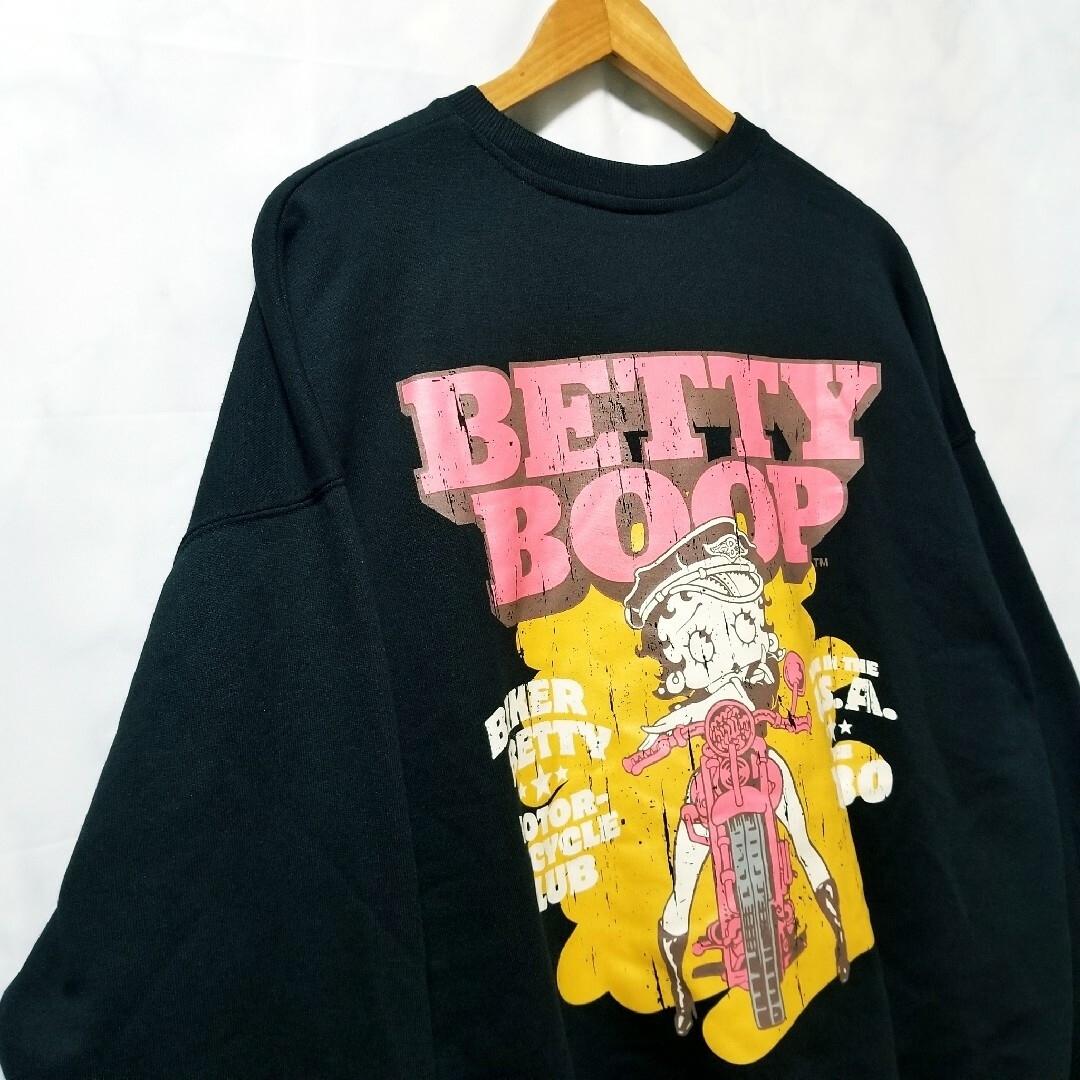 Betty Boop(ベティブープ)のBettyBoop （ベティブープ）新品　レトロ 風　トレーナー　ベティ バイク メンズのトップス(スウェット)の商品写真