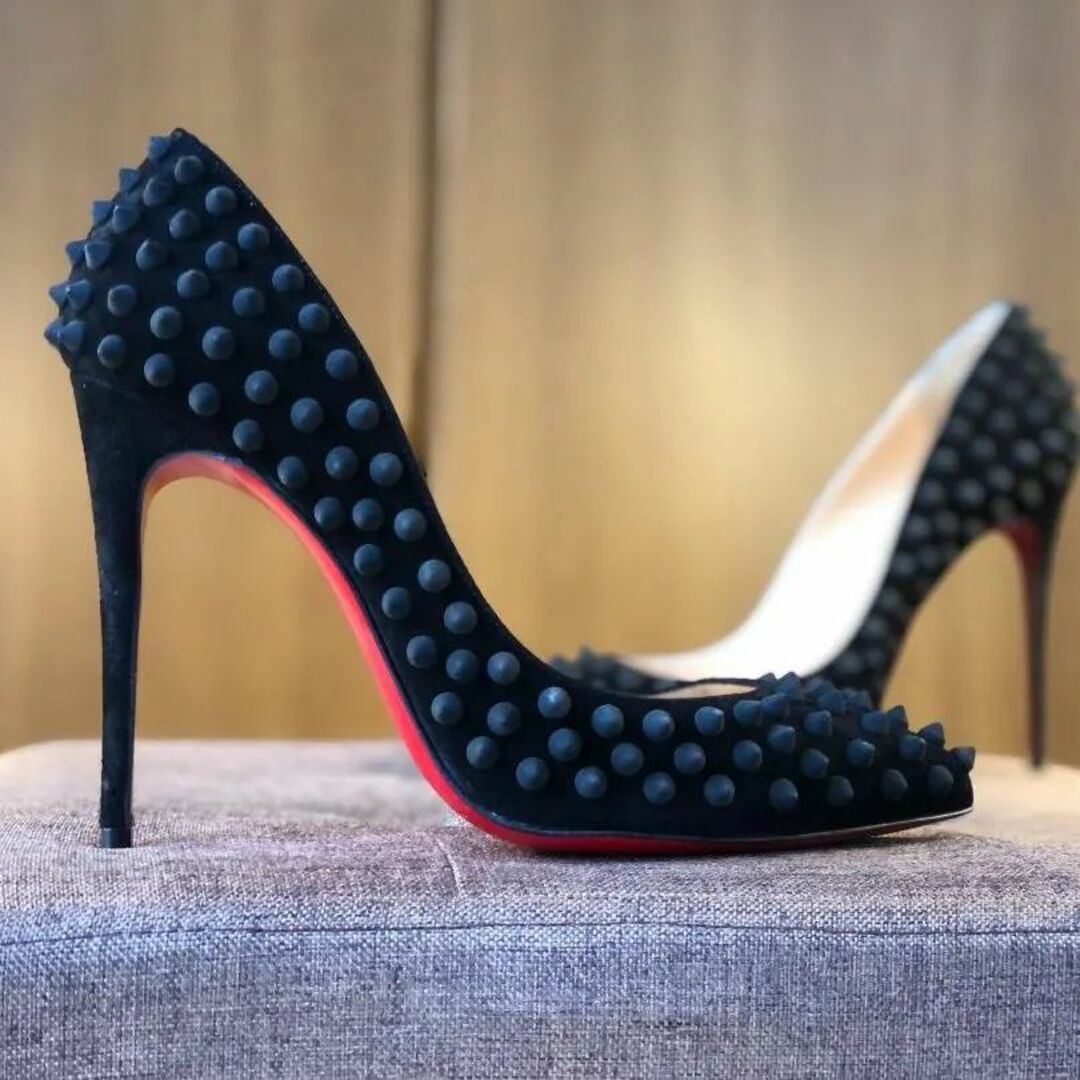 Christian Louboutin クリスチャンルブタン スタッズ パンプス