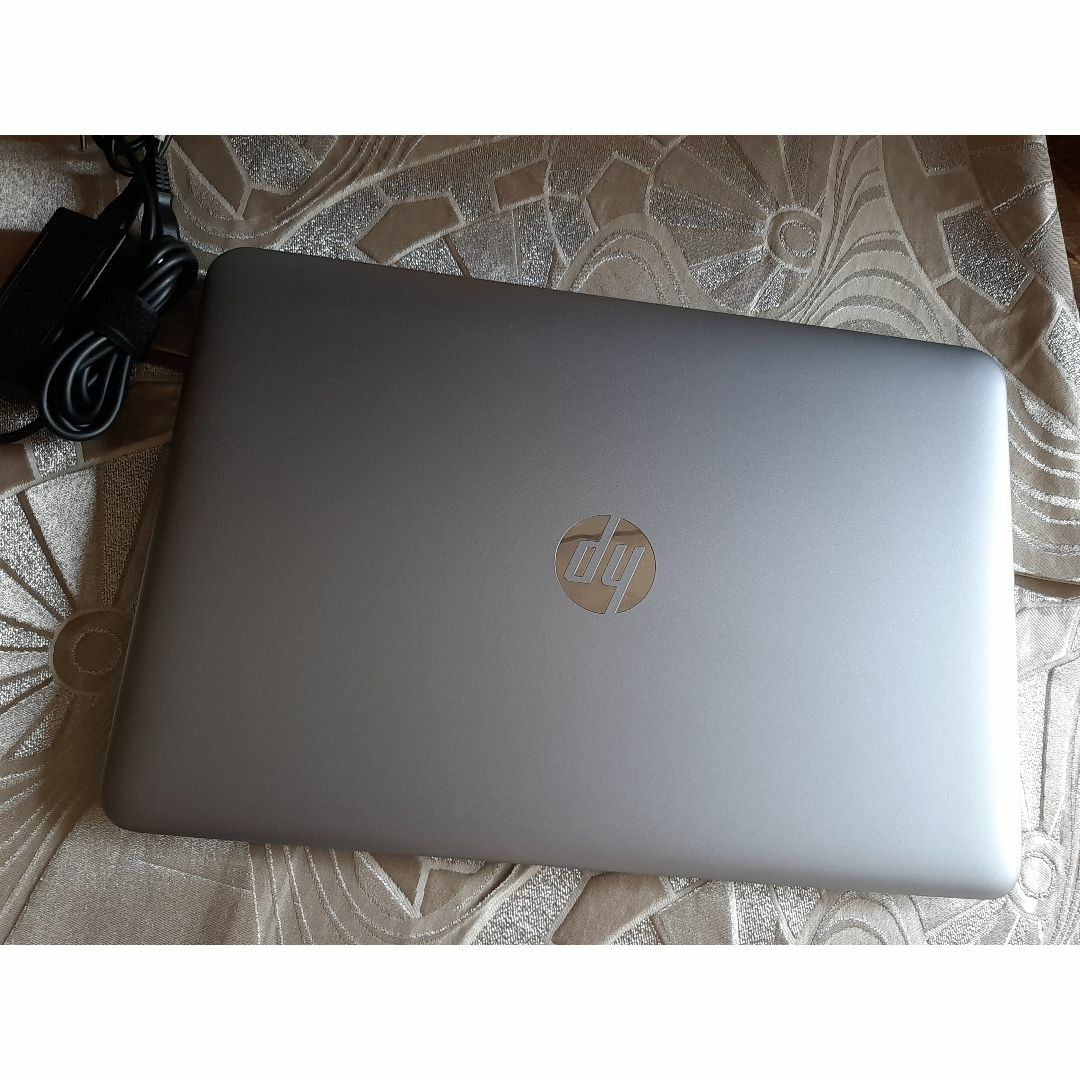 HP 17インチ 470 8世代 i5 256G/SSD 8G