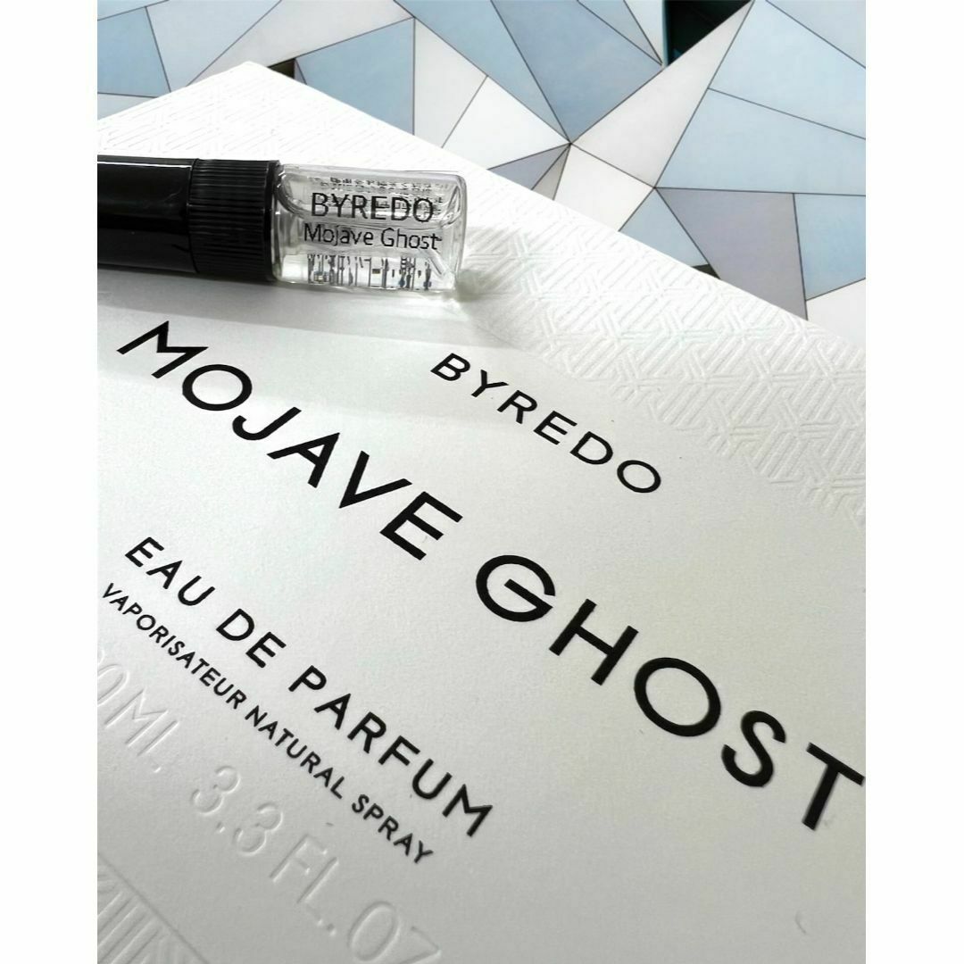 BYREDO(バレード)のBYREDO　バレード　モハーヴェゴースト　1.5ml　香水　サンプル コスメ/美容の香水(ユニセックス)の商品写真