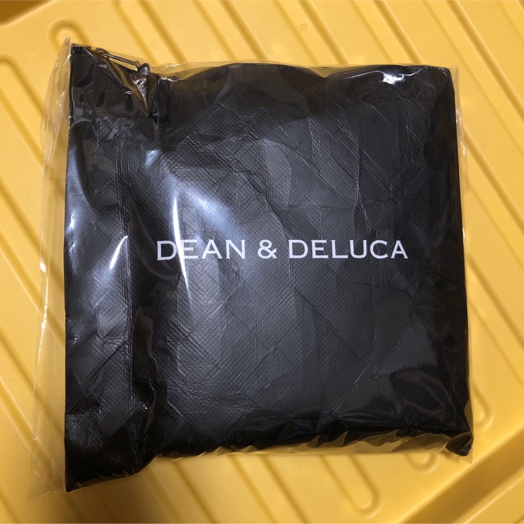 DEAN & DELUCA(ディーンアンドデルーカ)のDEAN＆DELUCA 折りたたみ旅行バッグ エコバッグ 旅行 サブバッグ  レディースのバッグ(エコバッグ)の商品写真