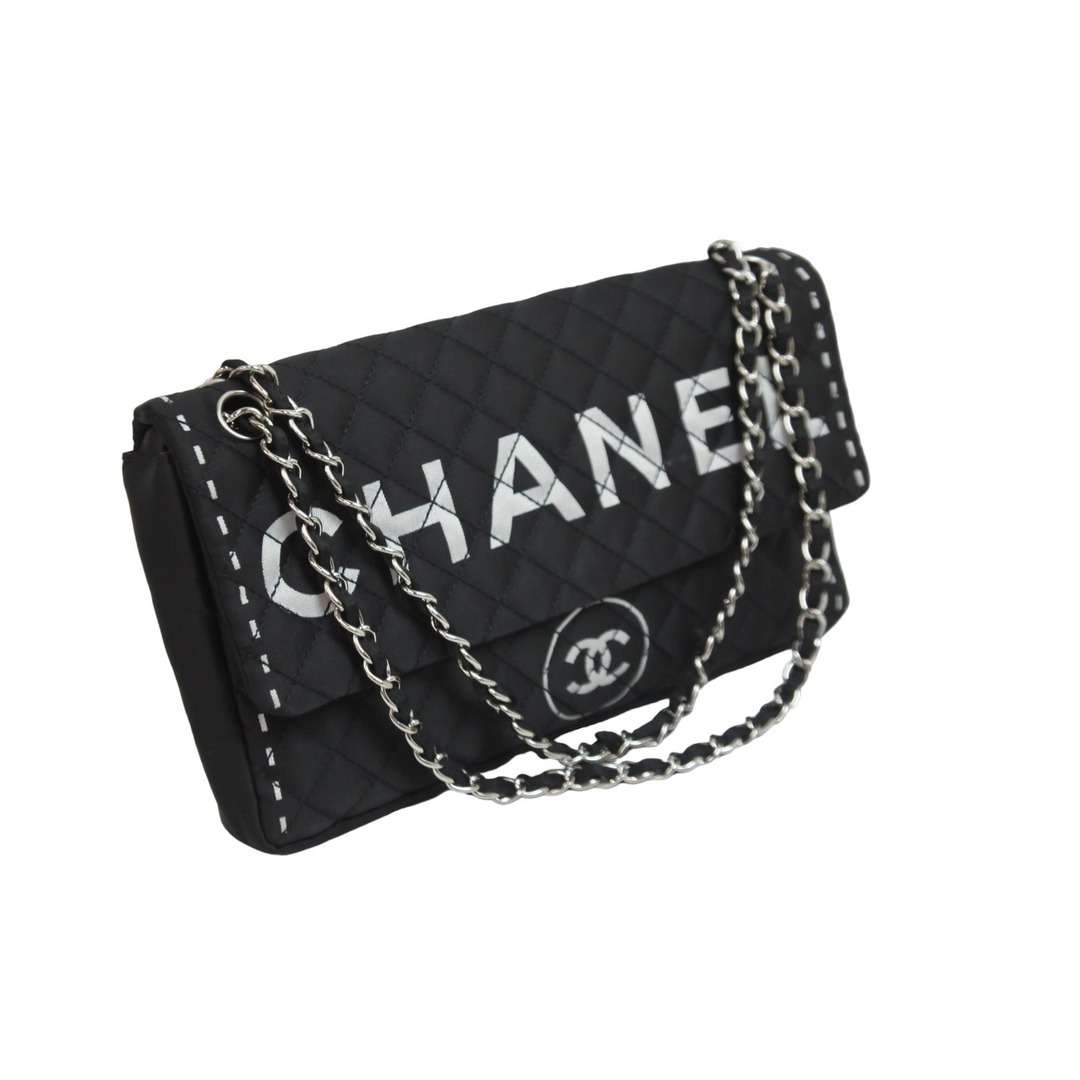 CHANEL(シャネル)のCHANEL シャネル ショルダーバッグ マトラッセ ロゴバッグ 2way チェーン ショルダーバッグ 11番台 シルバー金具 美品 中古 54399 レディースのバッグ(ハンドバッグ)の商品写真