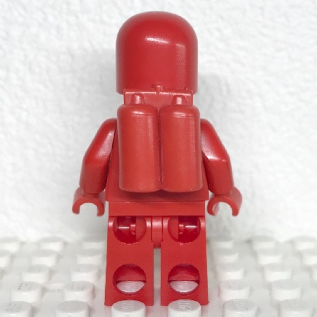 Lego(レゴ)のレゴ  レッド　クラシックスペース　赤　ミニフィグ キッズ/ベビー/マタニティのおもちゃ(知育玩具)の商品写真