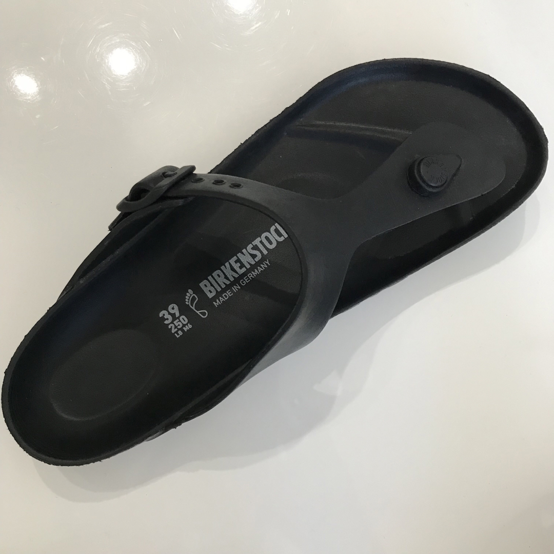 BIRKENSTOCK(ビルケンシュトック)のビルケンシュトック  ギゼ  ラバーサンダル 25cm メンズの靴/シューズ(サンダル)の商品写真