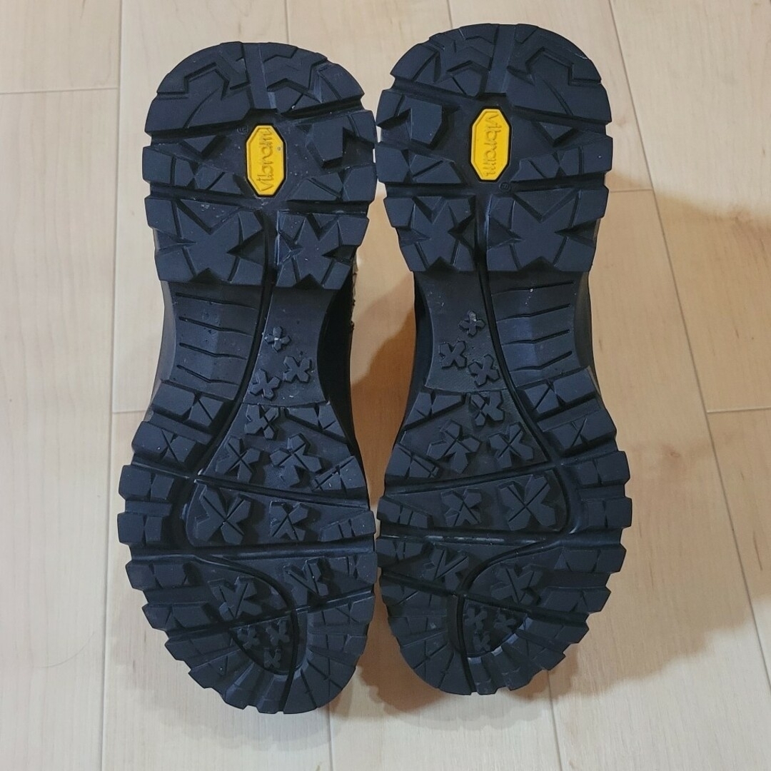 ルタロン　GRISE　本革　レザー　VIBRAM　サイドゴアショートブーツ