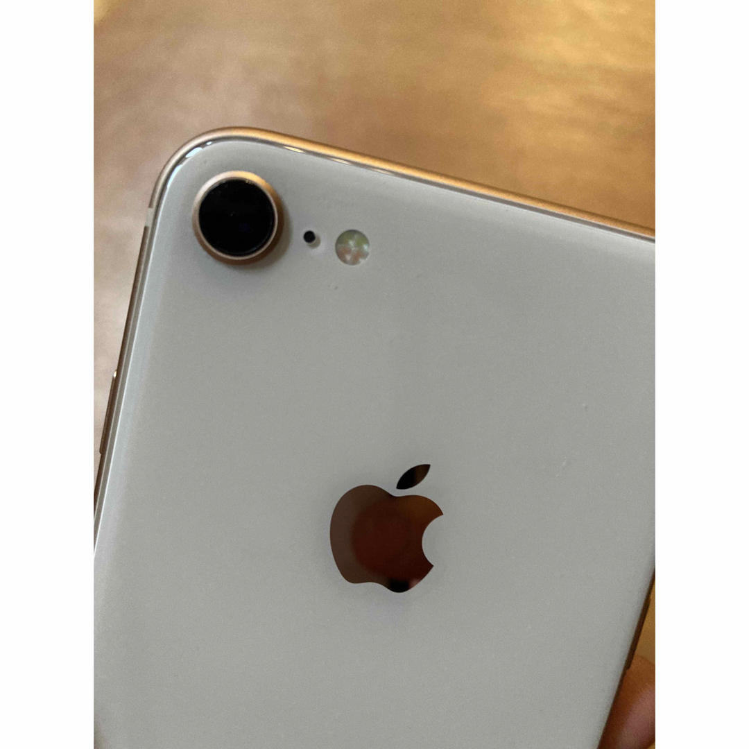 iPhone 8 Plus Gold 64 GB docomo容量64GB - スマートフォン本体