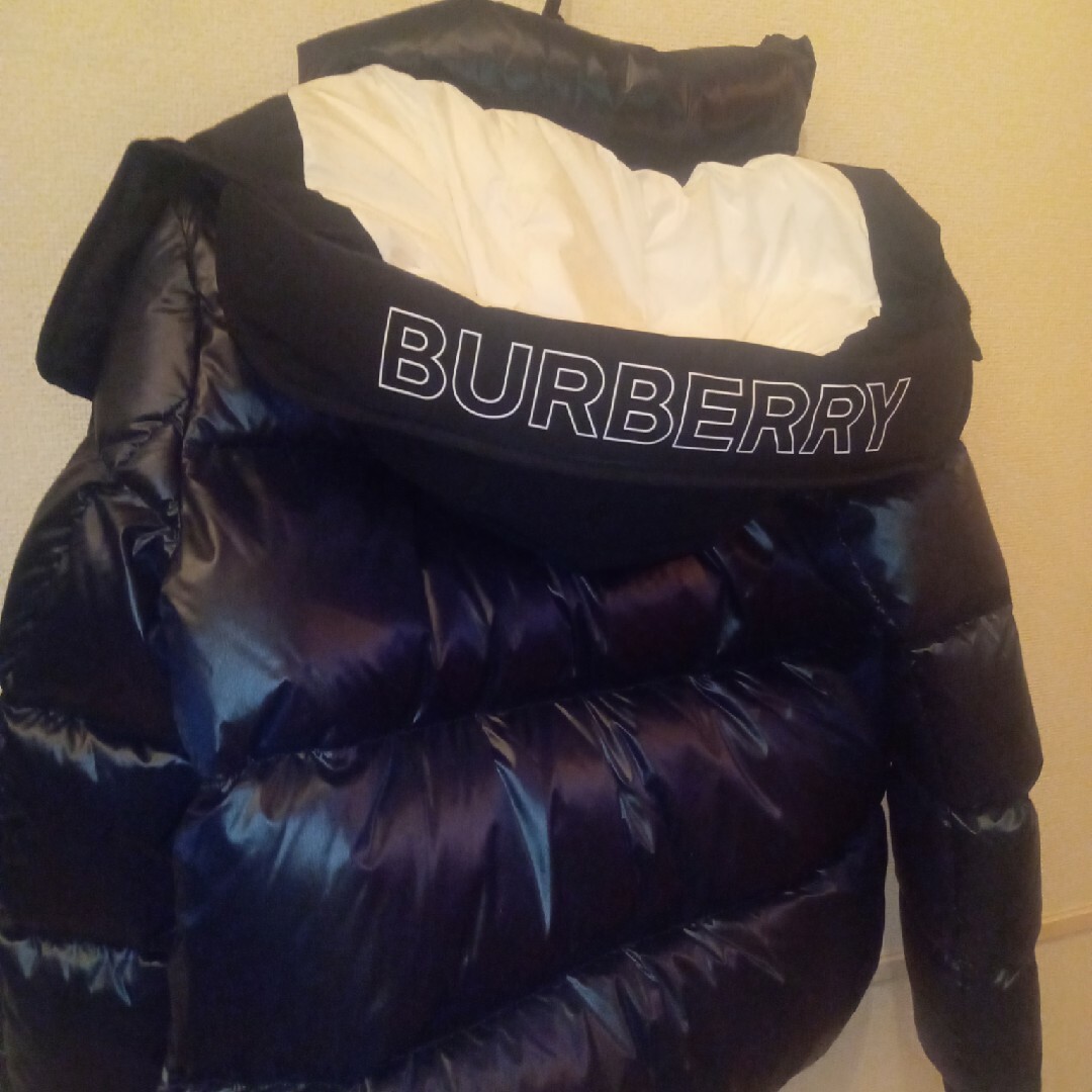BURBERRY(バーバリー)のBURBERRY　ダウン　ganton レディースのジャケット/アウター(ダウンジャケット)の商品写真