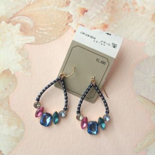 オペーク(OPAQUE)のビジューピアス＆ブレスレット(ピアス)