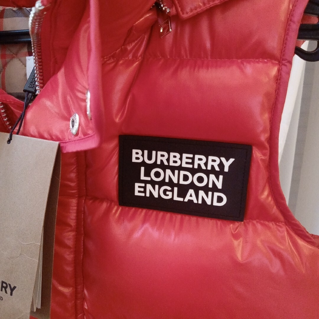 BURBERRY - 新品未使用 正規品 12Y BURBERRY LONDON ベストの通販 by