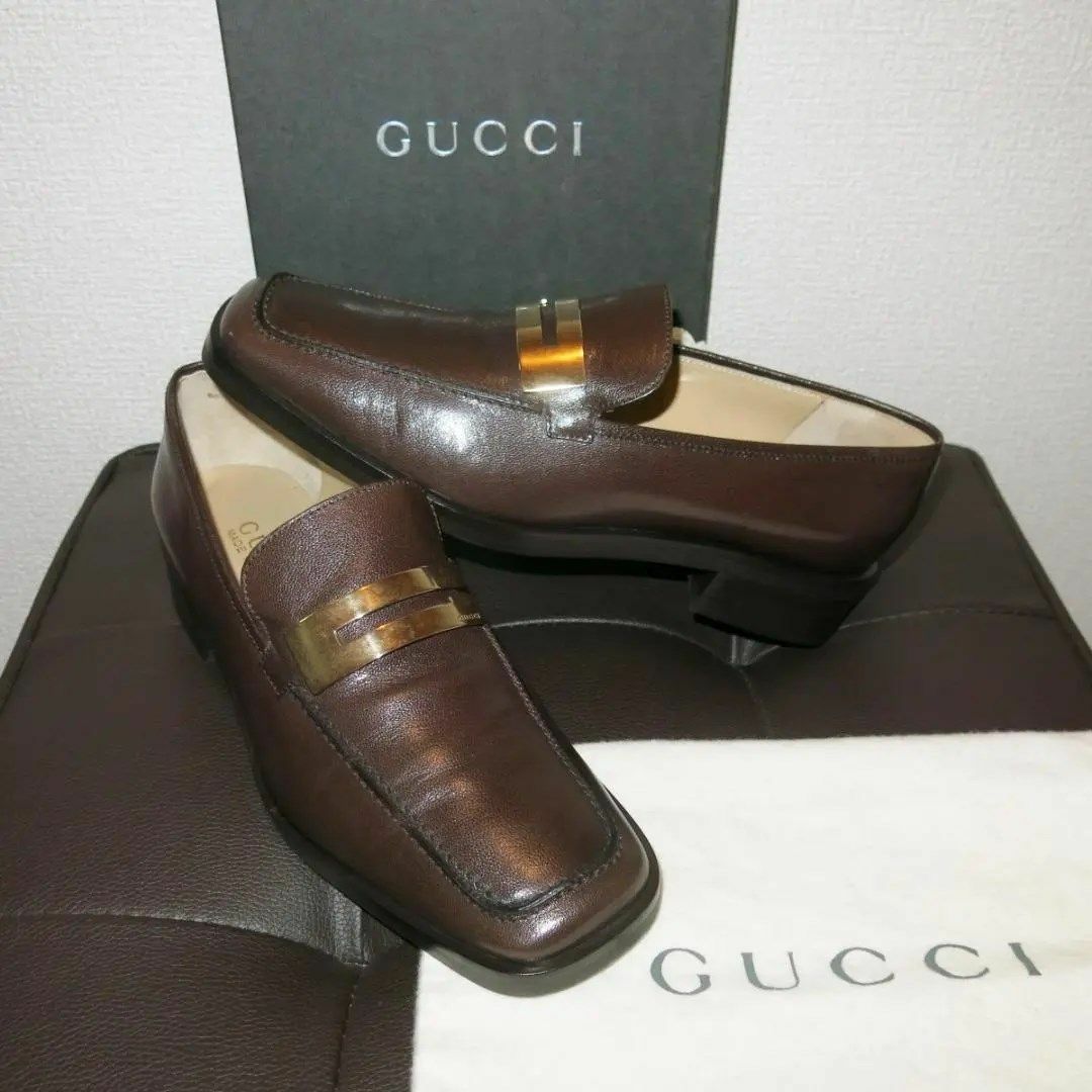 Gucci(グッチ)のほぼ未使用|グッチ|37C|24㎝|ヒールローファー|濃茶|i1123 レディースの靴/シューズ(ローファー/革靴)の商品写真