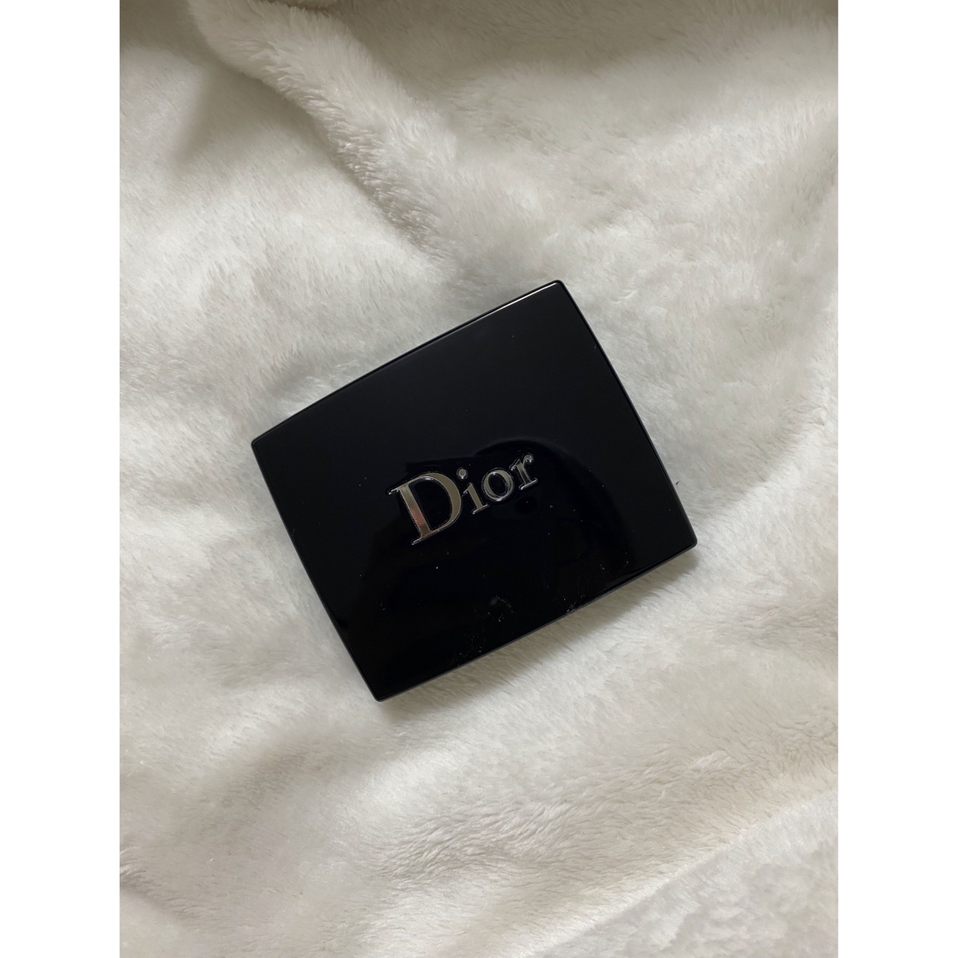 Dior(ディオール)の美品！ディオール　ショウ　サンククルール　669 ソフトカシミア コスメ/美容のベースメイク/化粧品(アイシャドウ)の商品写真